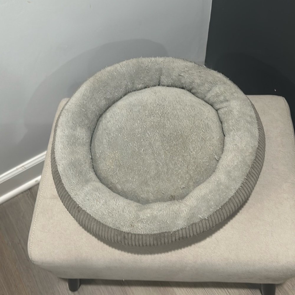 Pet Zone Grey Plush Donut Pet Bed